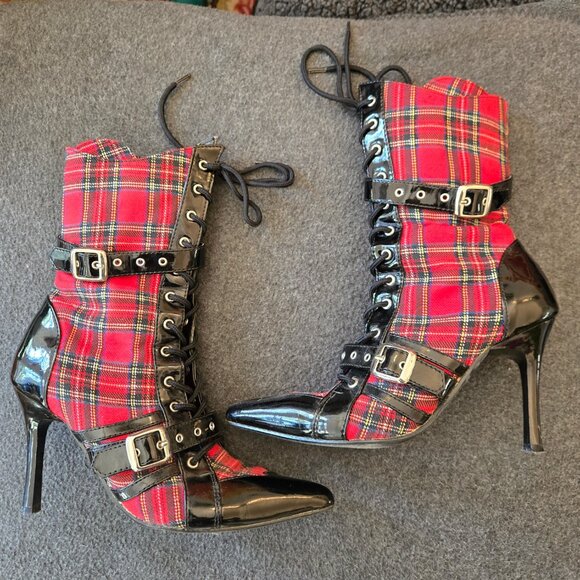 Wicked Plaid Goth Buckle Boots, Sz 6 - Picture 2 of 12